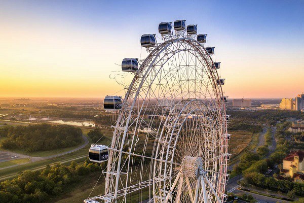 kiddie ferris wheel cabin configuration